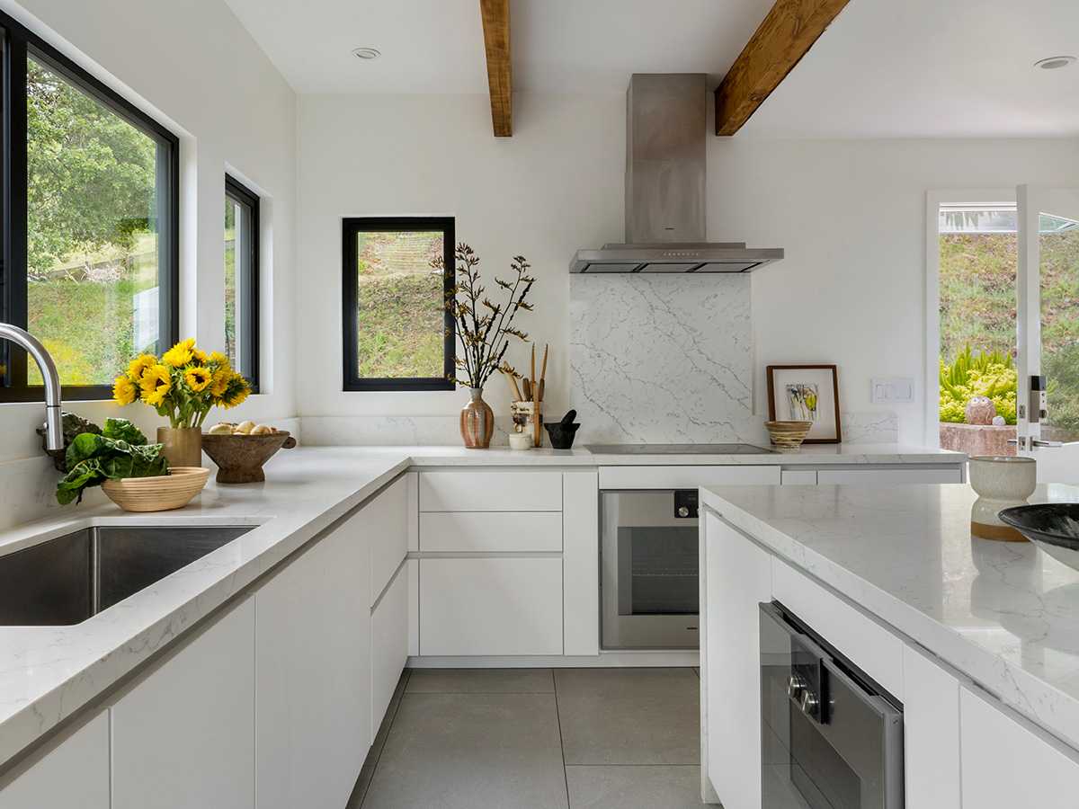 Designing a European-style kitchen: 10 must-have elements for a sophisticated kitchen space intro